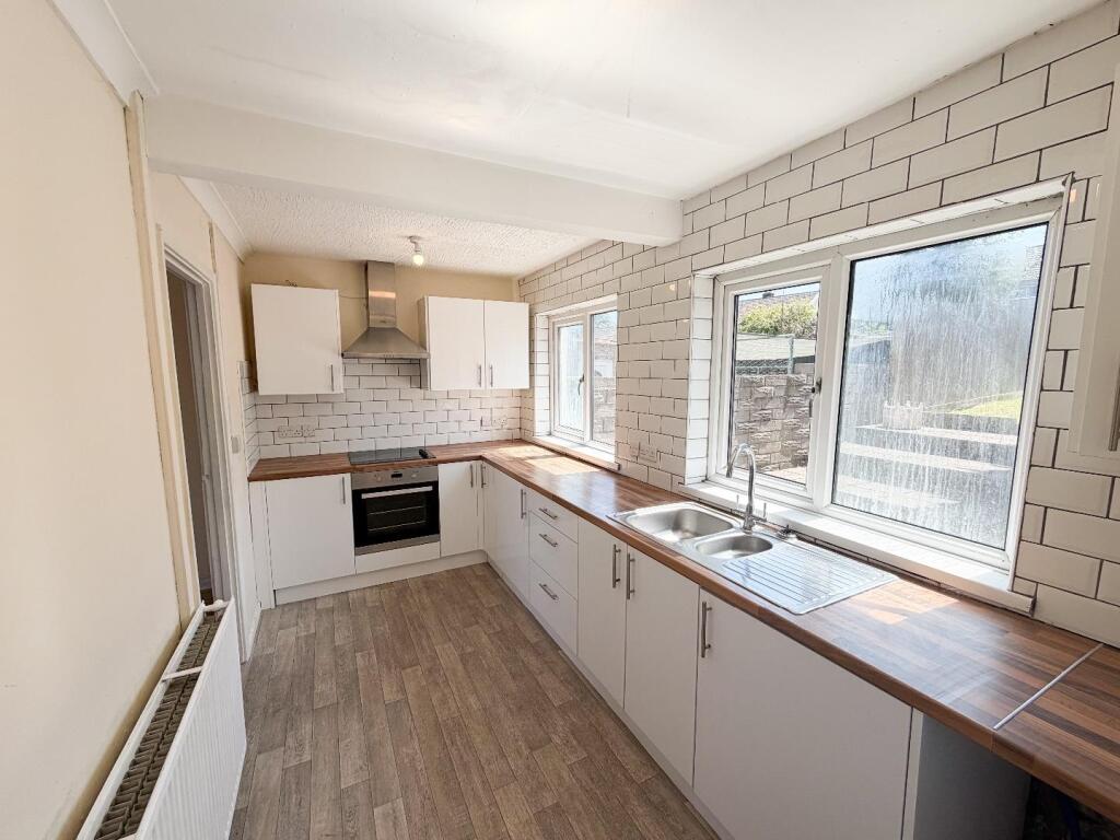 House in Cefn Glas, Laleston - View 5