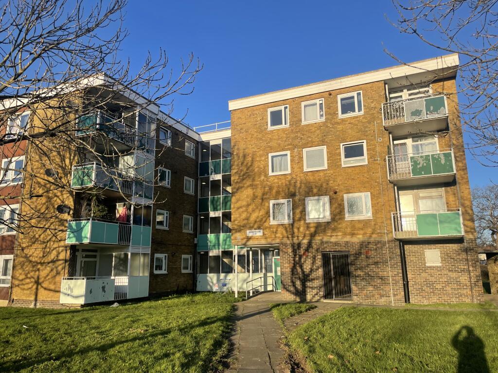 Main image of property: Kendal Avenue, SO16