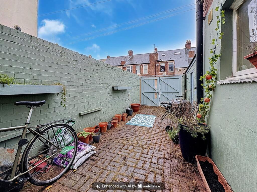 First Avenue, Heaton, NE6 photo 3