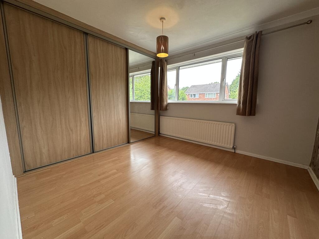 House in Warwick - View 5