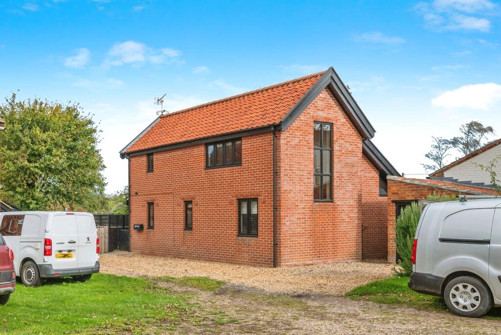 House in Norwich - View 2
