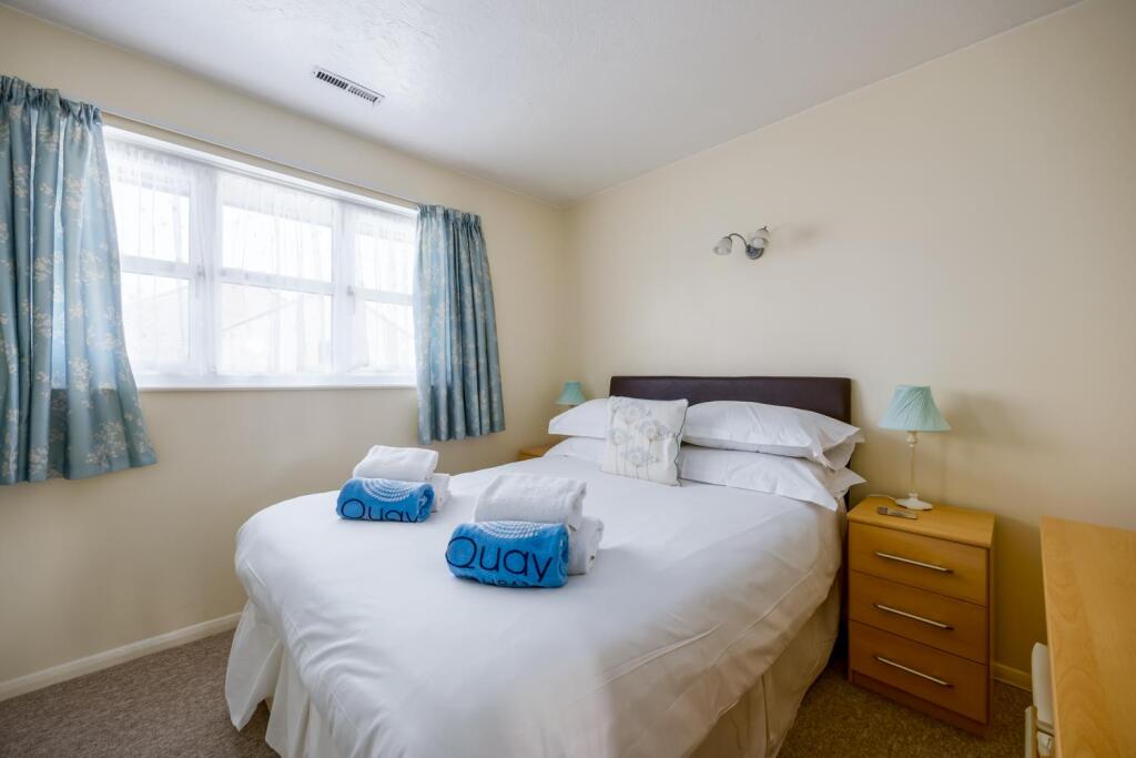 House in Poole, Longfleet - More