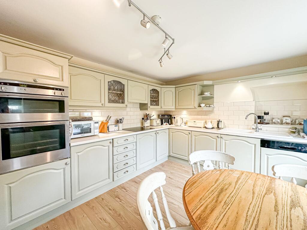 Hillbark Road, Wirral, CH48 - View 4