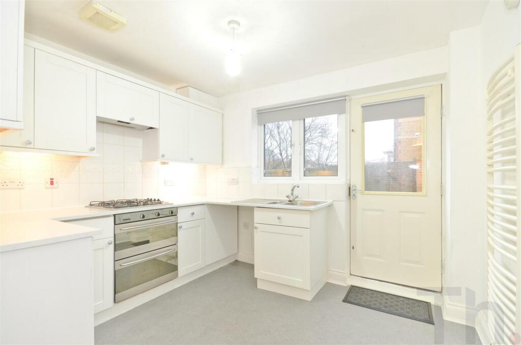 House in Newport, Hunny Hill - View 5