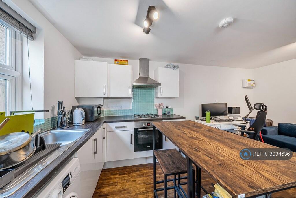 Main image of property: Clarence Road, London, N22