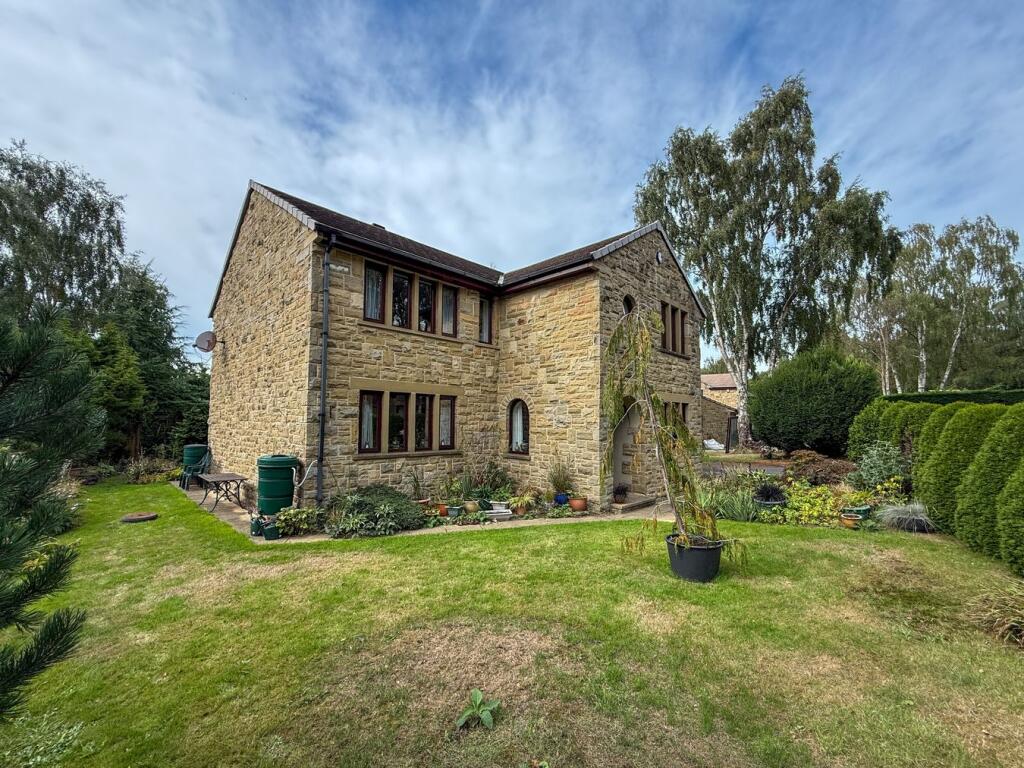 House in Kirklees, Holme Valley - View 2