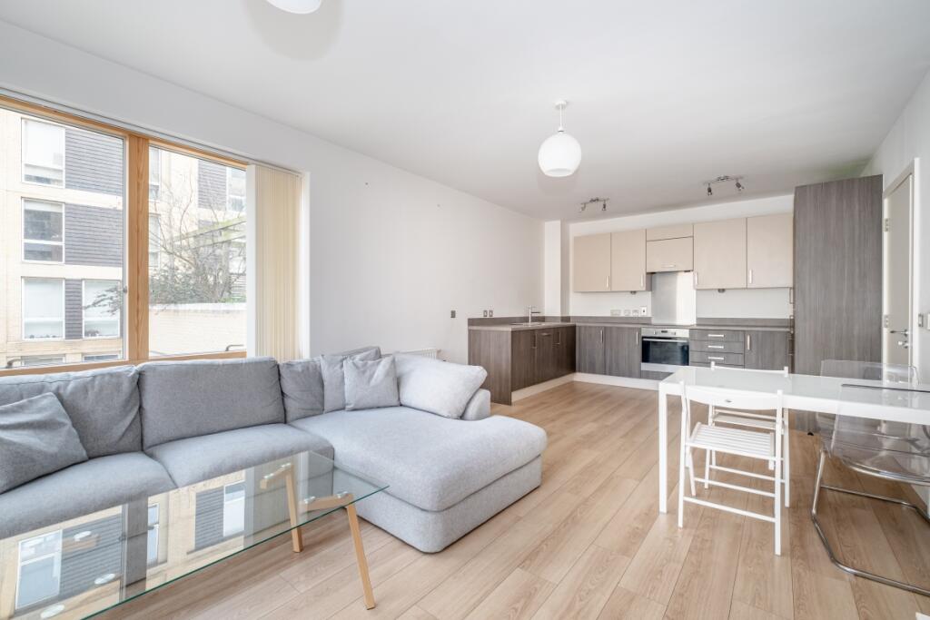 Main image of property: Silvertown Square, E16