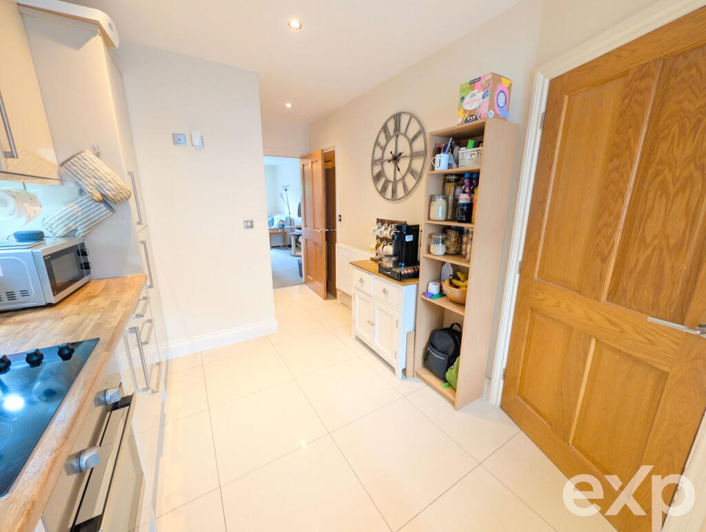 House in Maidstone, Kent - View 4