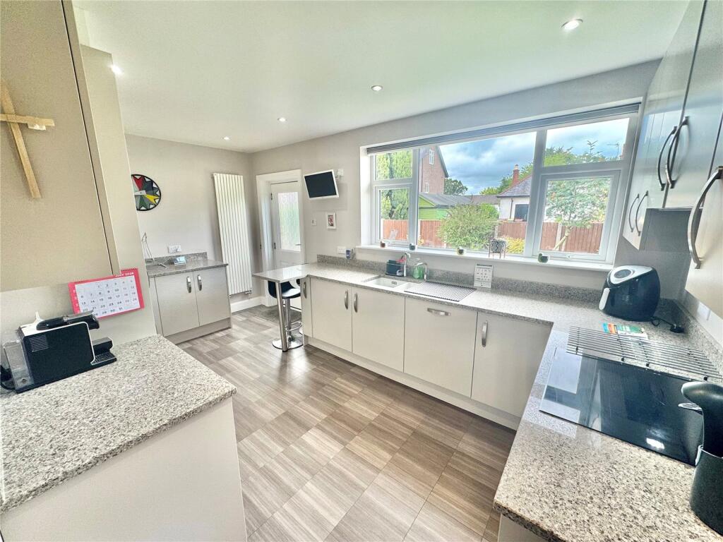 Hawkhurst Avenue, Fulwood, Preston, Lancashire, PR2 - View 4