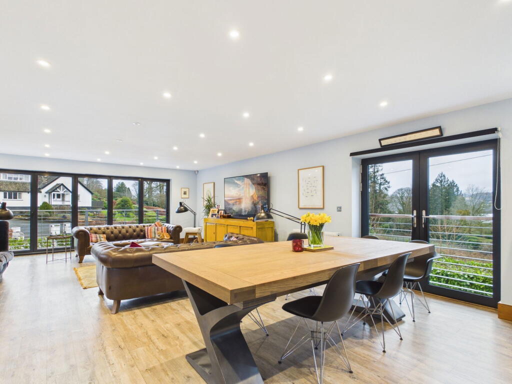 High Ridge, Christmas Lane, Bowness, The Lake District, LA23 3LA photo 4