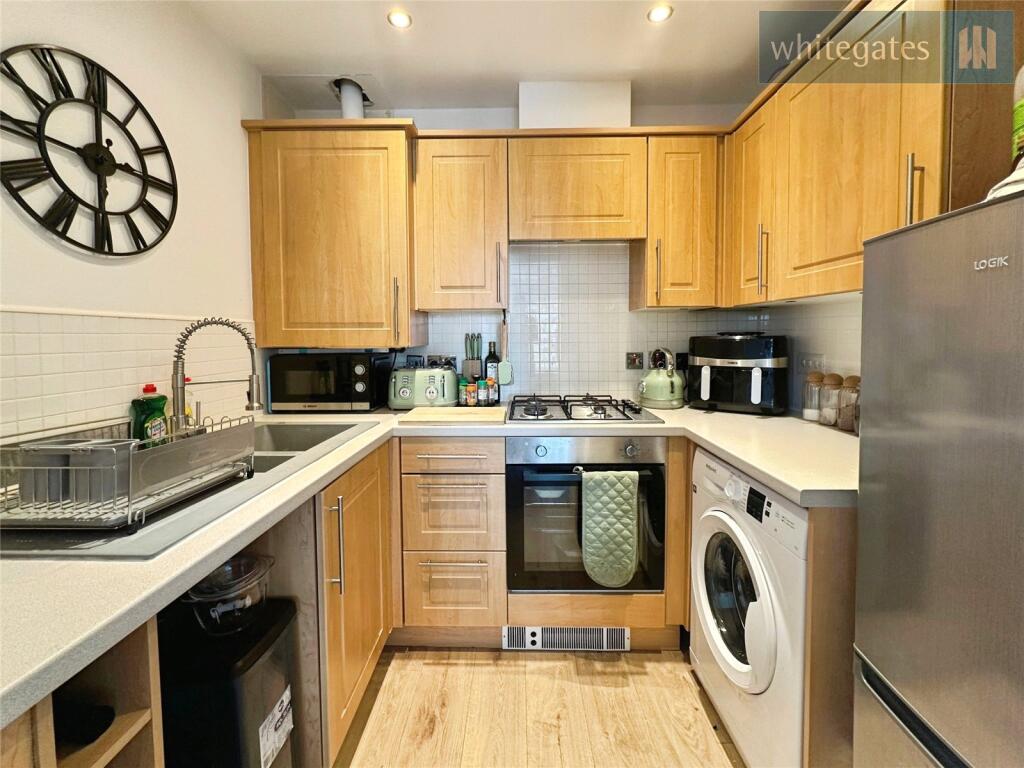 Apartment in Llandudno, Brymbo - More