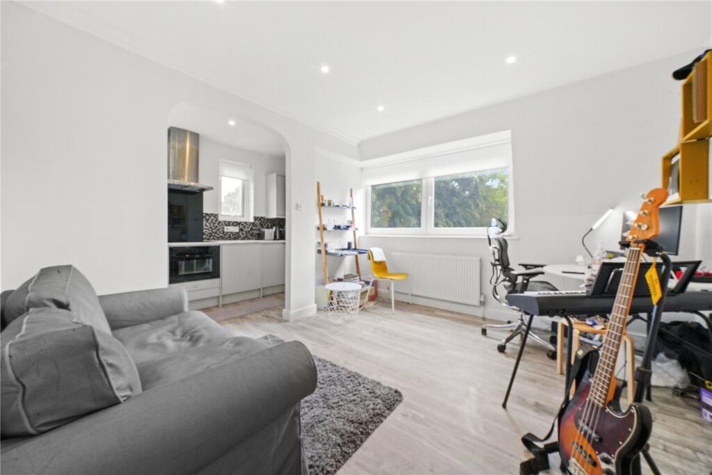 Main image of property: Cedars Road,
Clapham, SW4