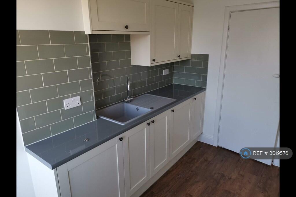 Apartment in Brighton - View 4