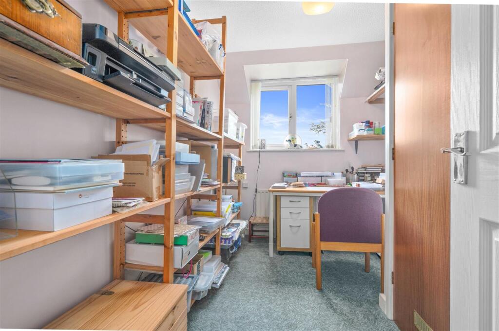 Additional image 11 of Yew Tree Gardens, Henley-In-Arden