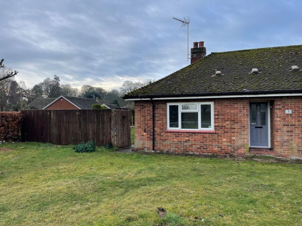 Main image of property: 1 Eastmoor Road, Oxborough, King's Lynn, Norfolk, PE33 9PU