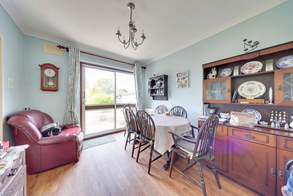 House in London, Goddington - View 3