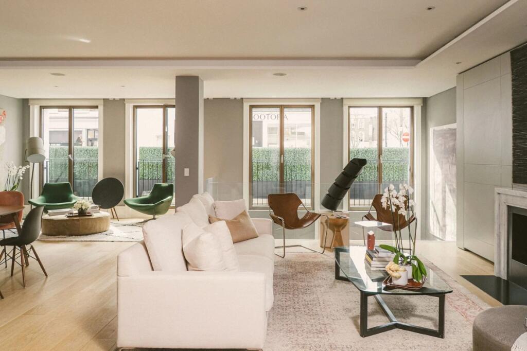 Main image of property: Cheyne Terrace, 77 Chelsea Manor Street, Chelsea, London