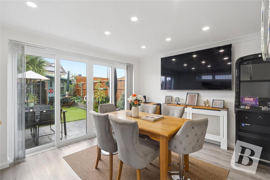 House in Romford - View 3
