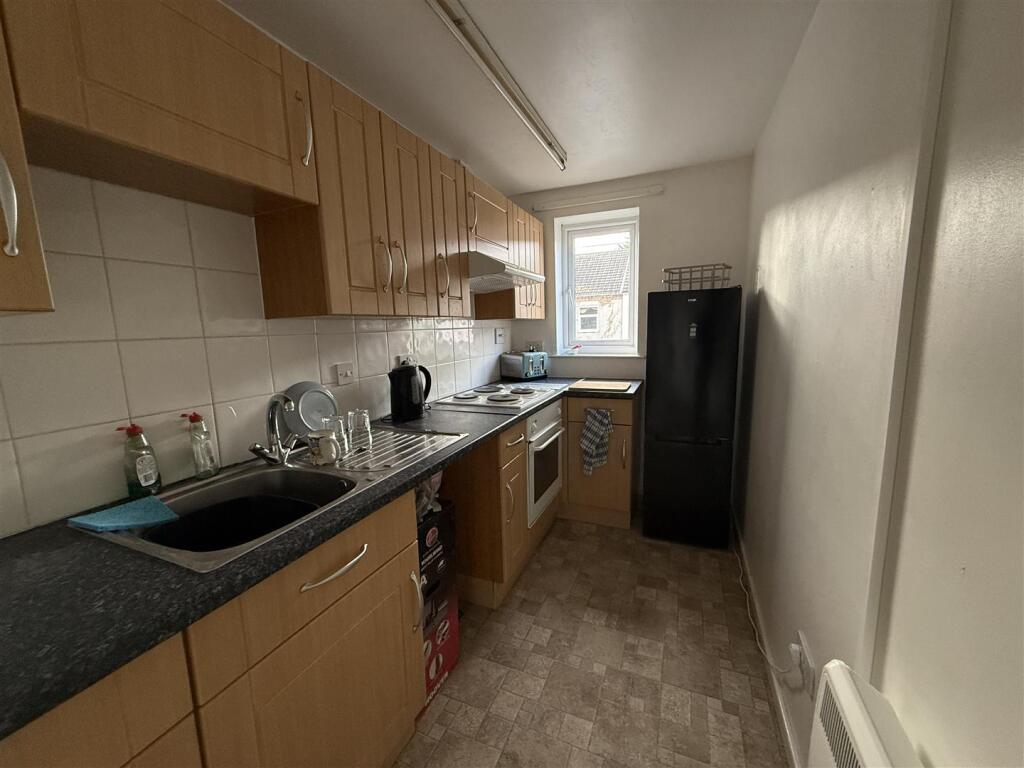 Apartment in Derby - View 5