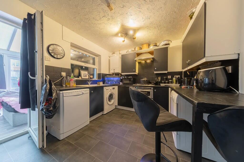 House in Stafford, Staffordshire - View 5