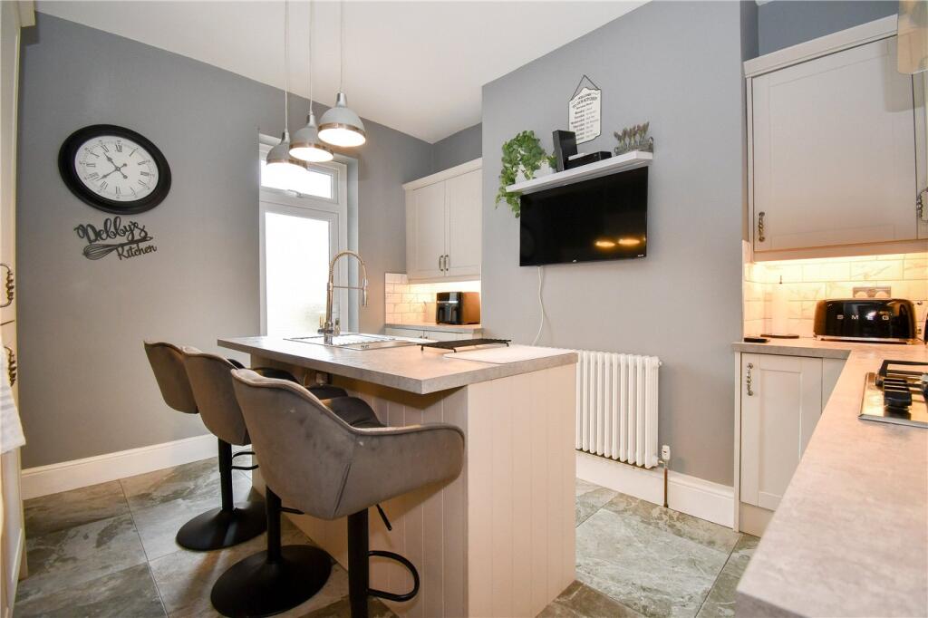 House in Wirral, Liverpool City Region - View 3