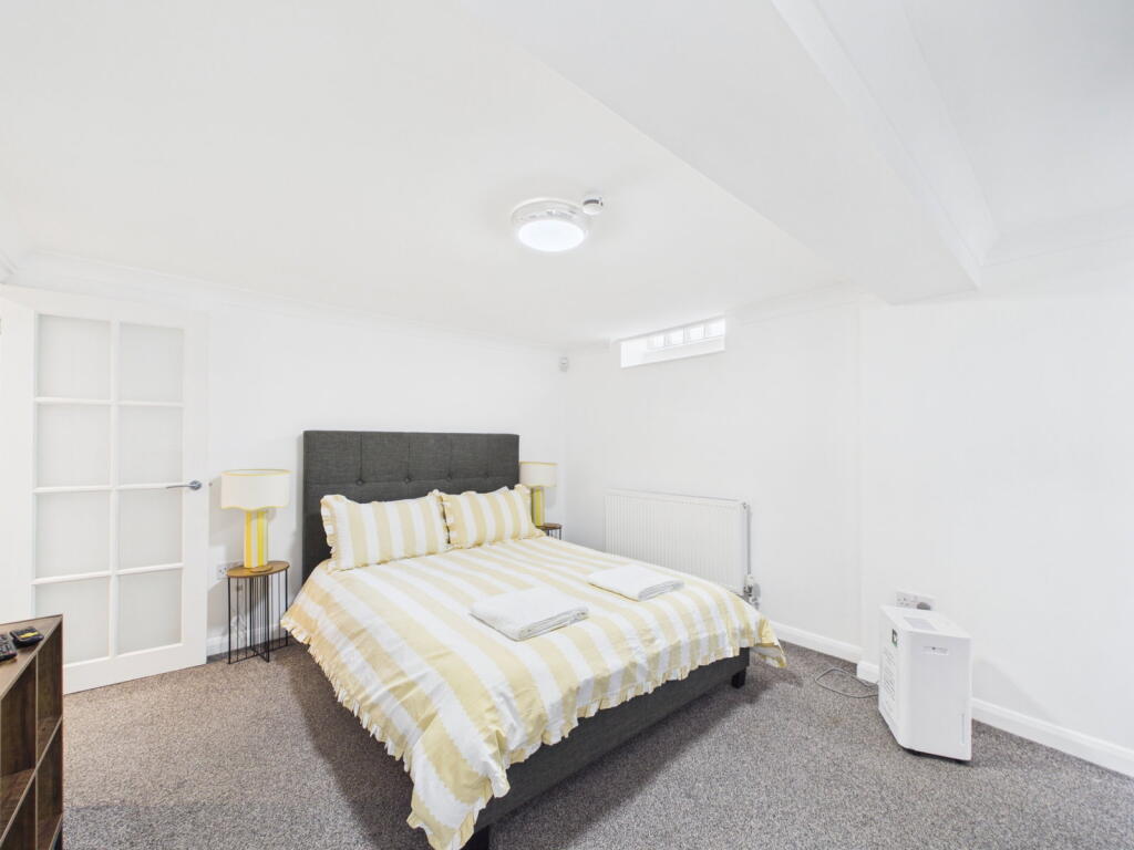 Apartment in Dover, Walmer - View 5