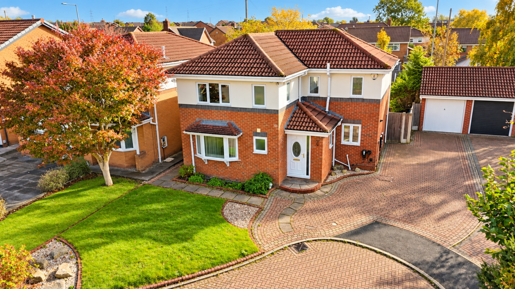 4-bed detached on 5 Old Oak Close, Bradley Fold, BL2 6SF, £339,950