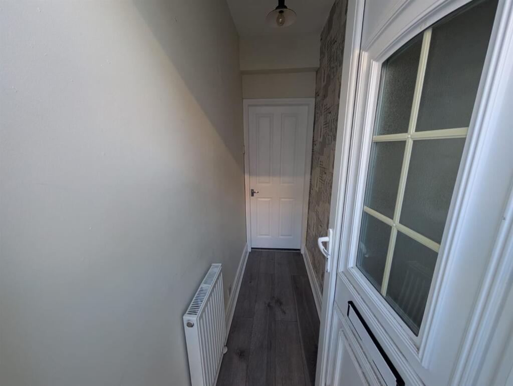 House in Hull, Garden Village - View 5