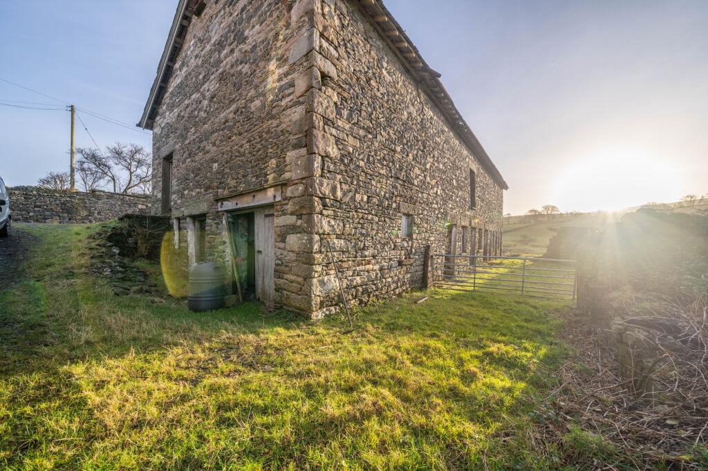 House in Lancaster, Sedbergh - More