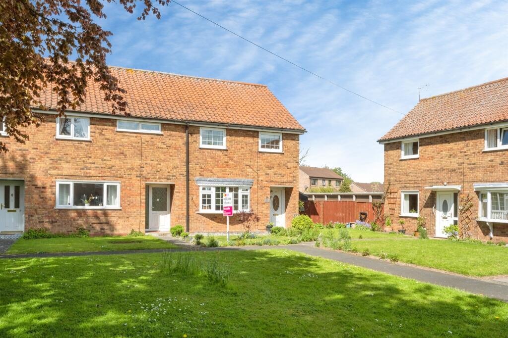 Main image of property: Mere Dyke Road, Luddington, SCUNTHORPE