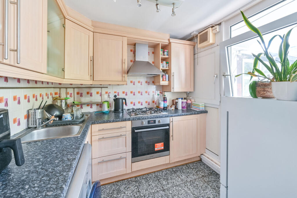 Apartment in London - View 2