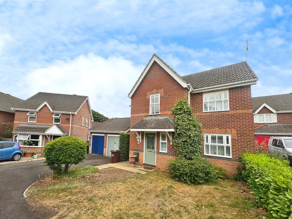 Main image of property: Caumont Close, Uffculme, Cullompton