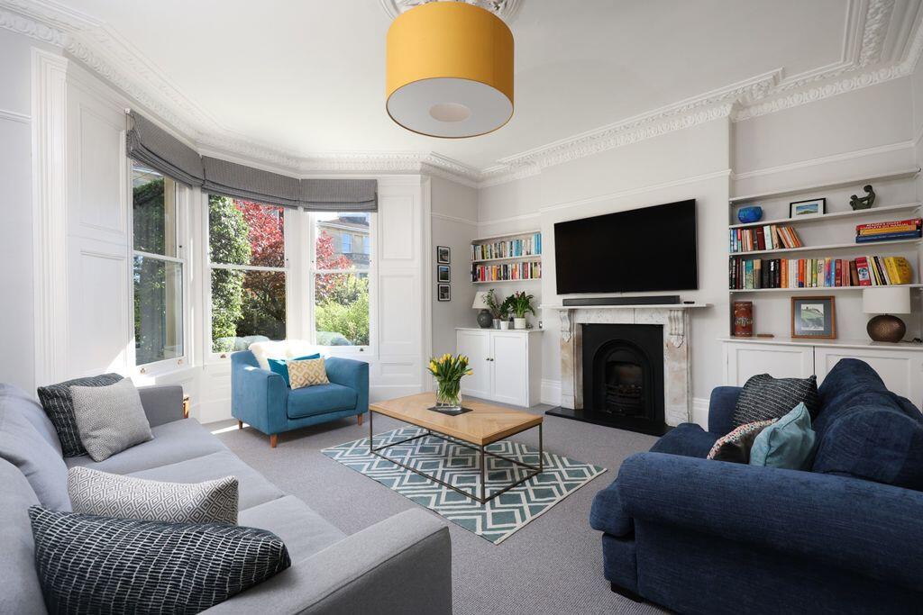 East Shrubbery | Redland photo 4