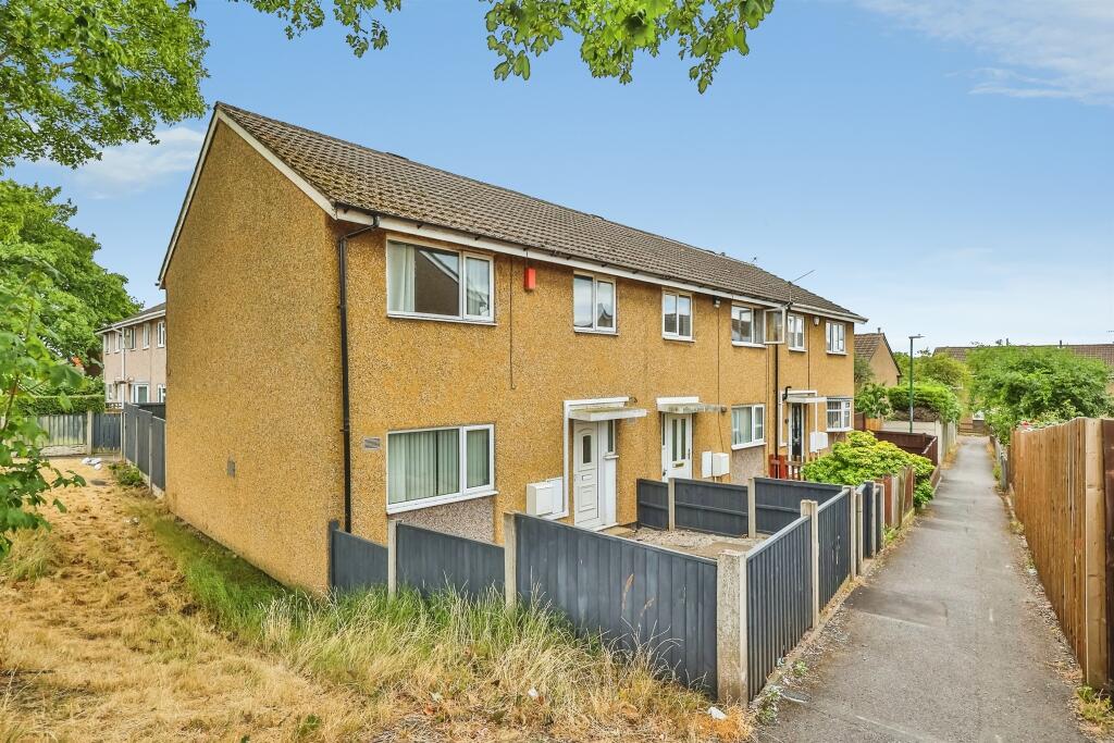 Main image of property: Dunholme Close, Nottingham