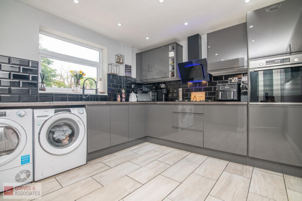House in Cannock Chase, Broomhill - View 2