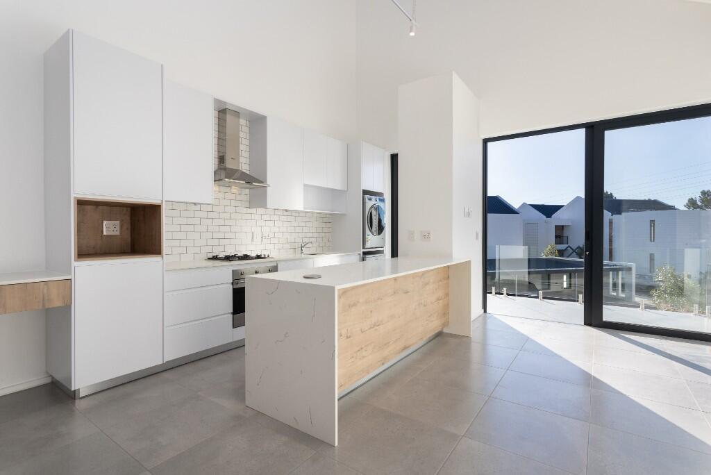 Main image of property: Paarl, Western Cape
