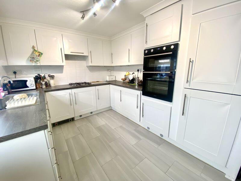 Wickham Court, Southwick Road, North Boarhunt photo 4
