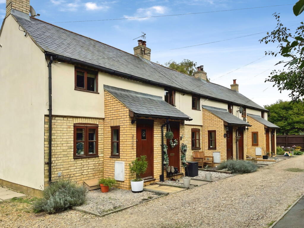 Main image of property: The Fields, Langford, SG18 9QX