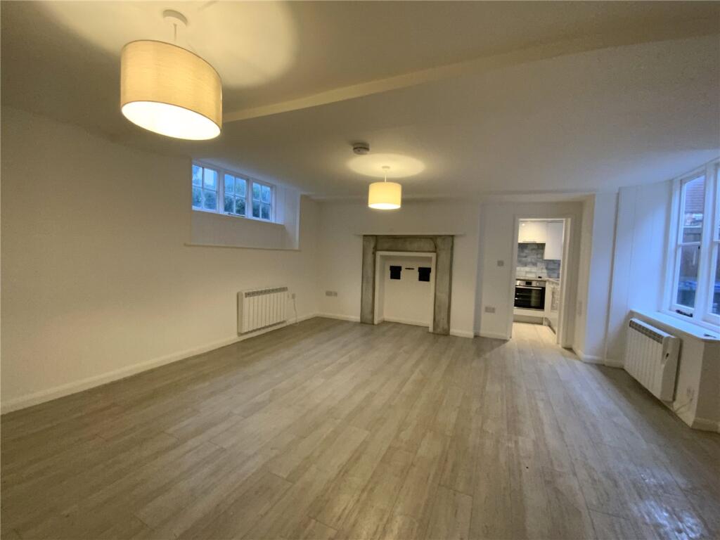 Apartment in Swindon - View 3