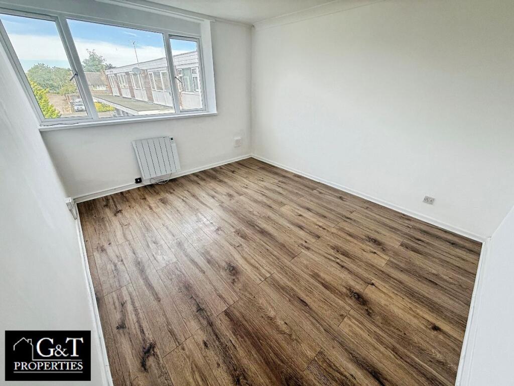 Apartment in South Staffordshire, Great Wyrley - View 3