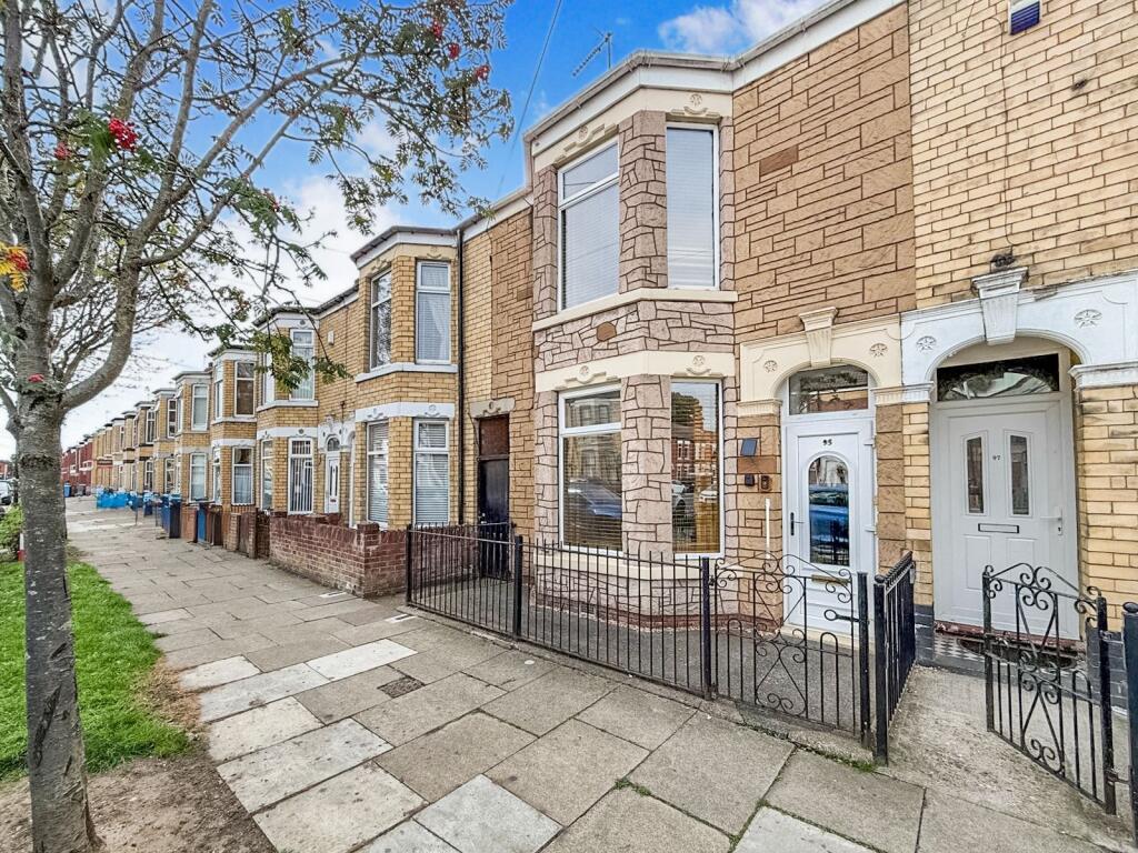 Main image of property: Summergangs Road, Hull, HU8