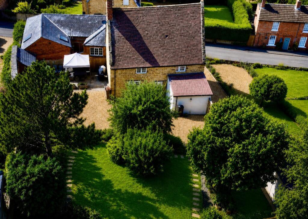 School Lane, Scaldwell, Northamptonshire NN6 photo 4