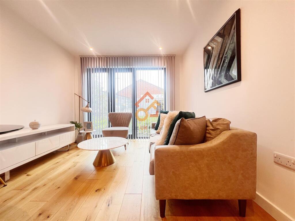 Apartment in Birmingham, Digbeth - View 4