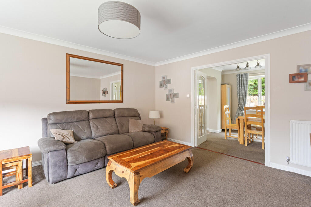 House in Livingston, Eliburn - View 4
