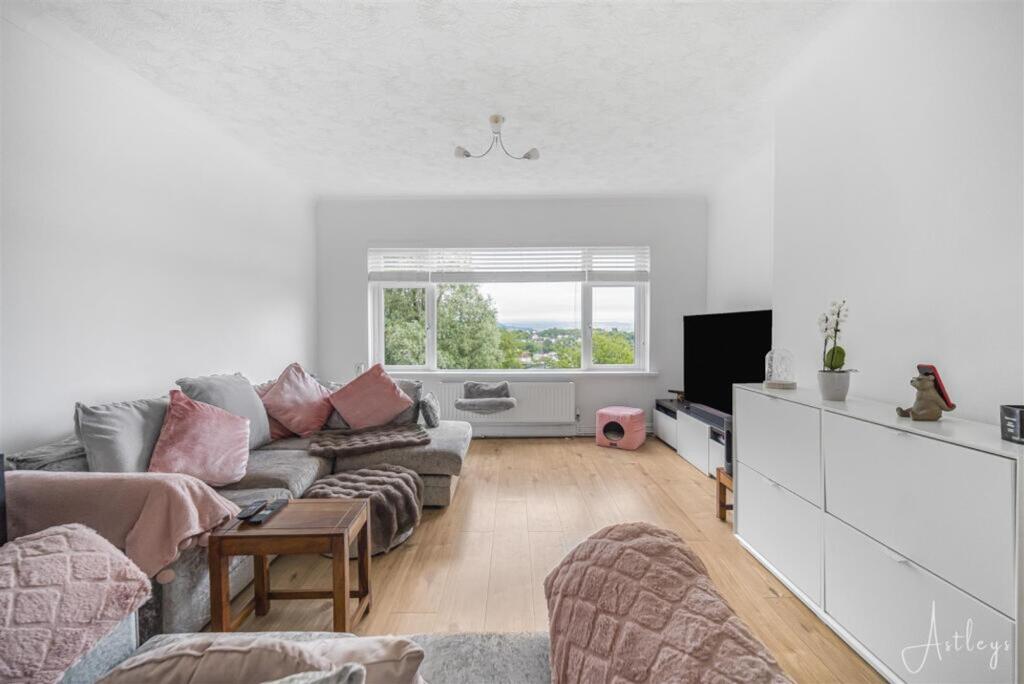 House in Swansea - View 5