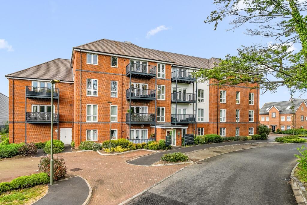 Main image of property: Blackbess Lane, Chertsey, Surrey, KT16