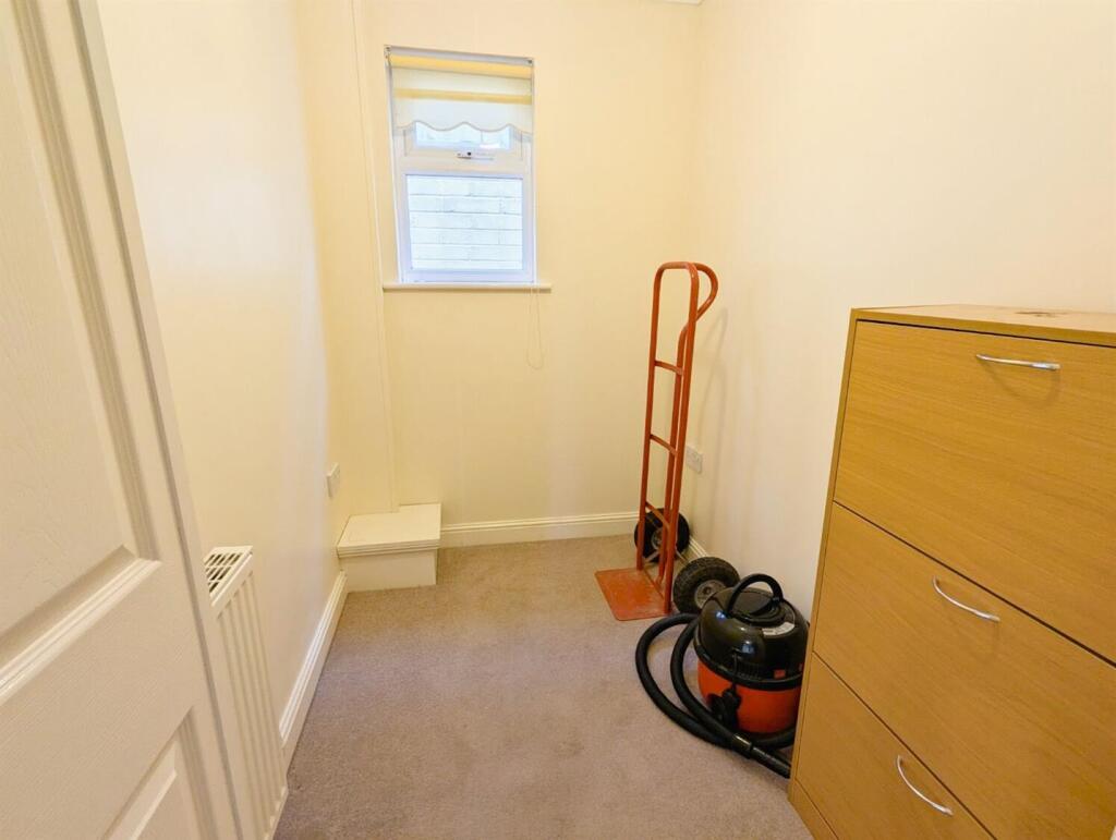 House in Portsmouth - More