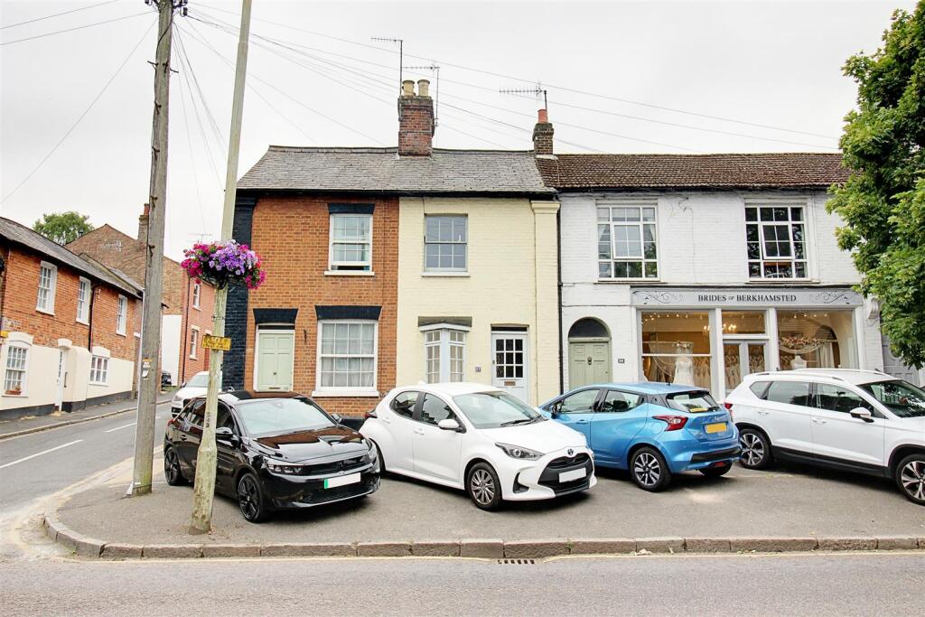 Main image of property: High Street, Berkhamsted