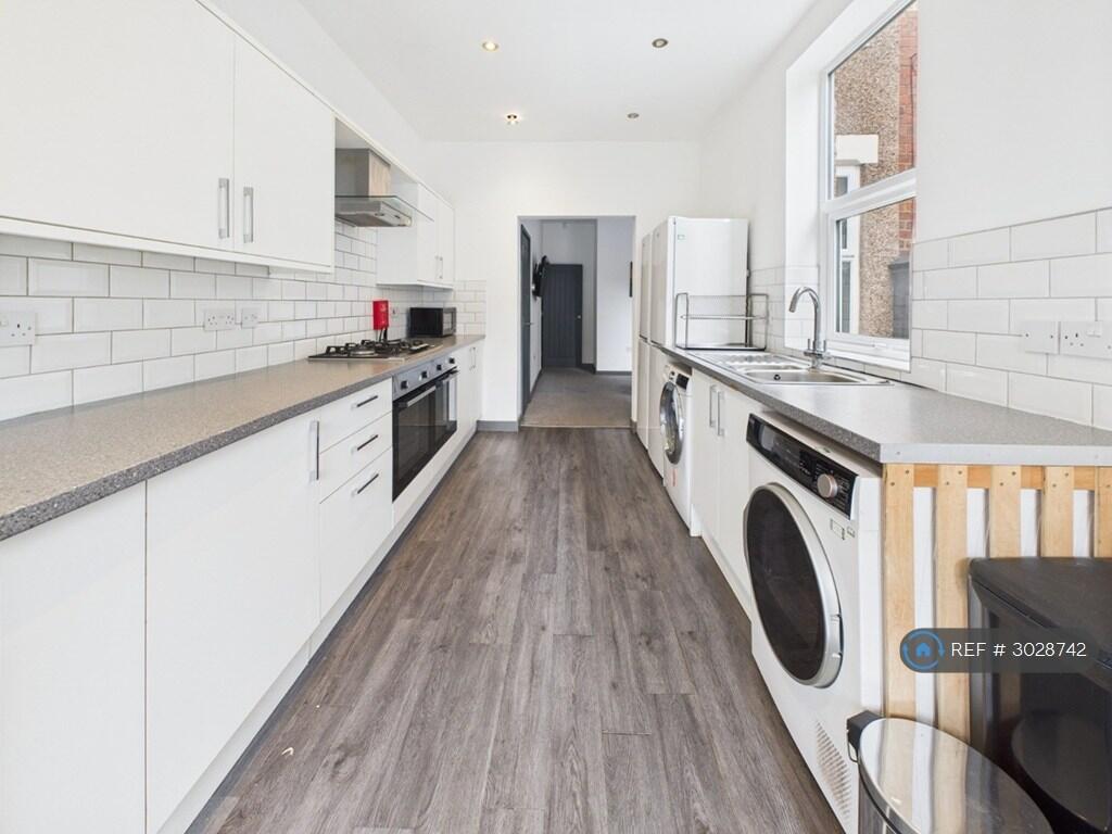 House in Coventry, Ball Hill - More