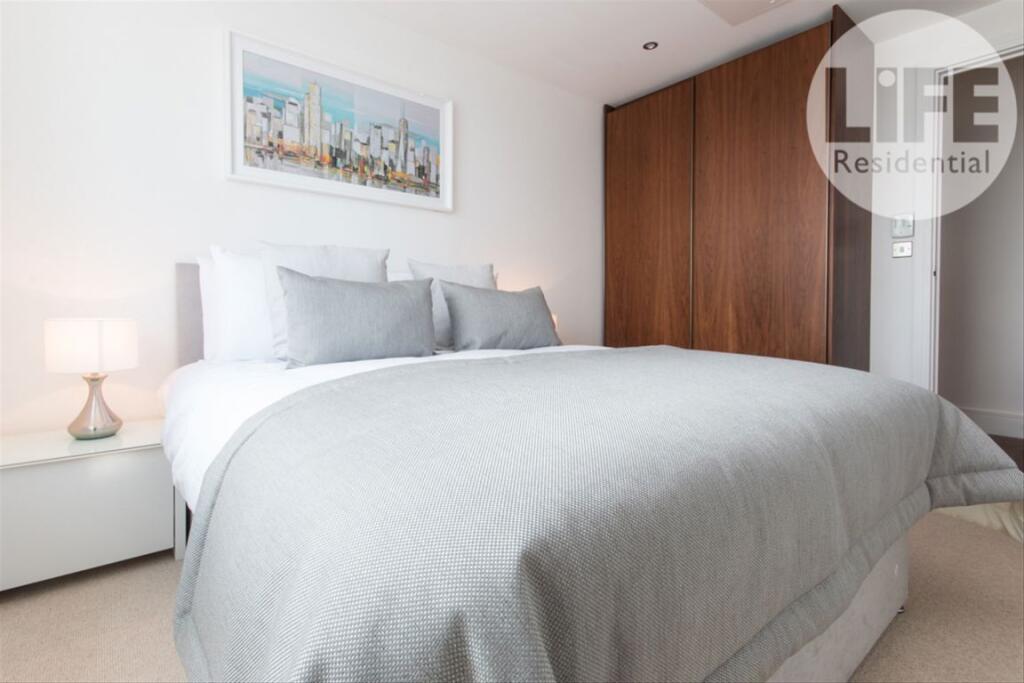 Apartment in London - View 5